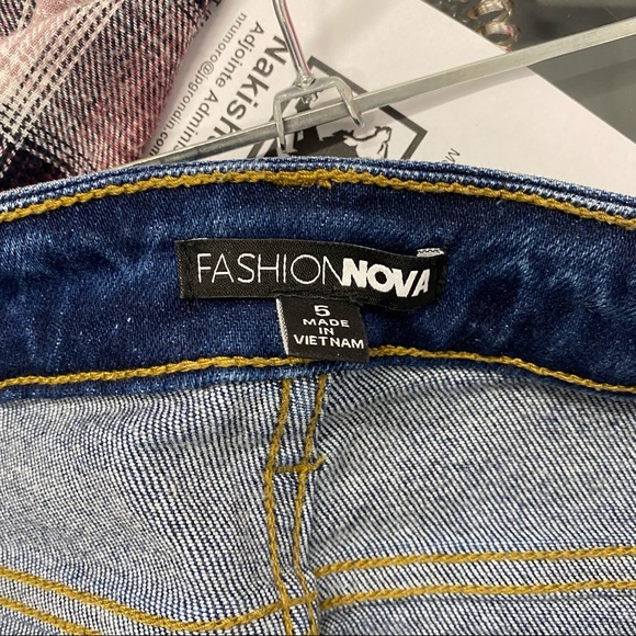 ✨NEW✨ FASHION NOVA ANKLE JEANS - Picture 9 of 10